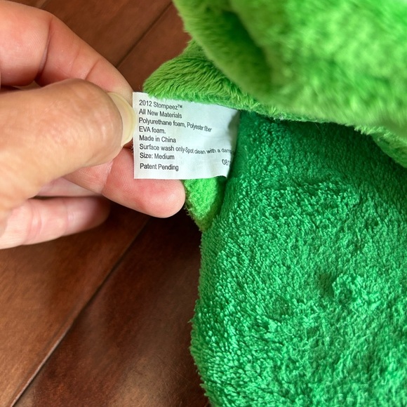 Stompeez Green Crocodile Alligator Plush Slippers Youth Medium - Picture 6 of 6